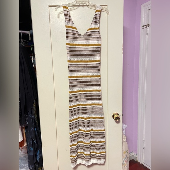 House of Harlow 1960 Gold and White Striped Knit Midi Dress - Picture 2 of 4